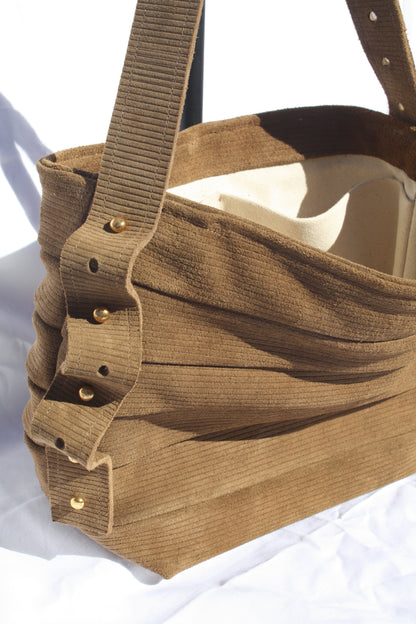 Ribbed Suede Pleated Bucket Bag - Sample 3